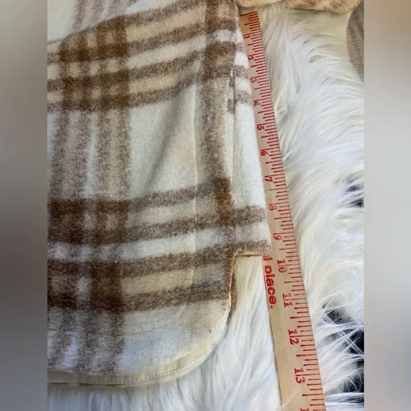 Plaid Hooded Women's Sweater - Picture 8 of 11